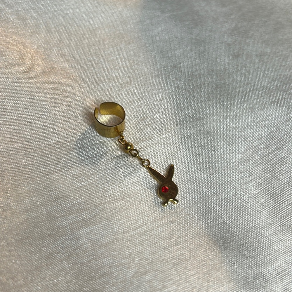 DEADSTOCK VTG PLAYBOY BUNNY EAR CUFF